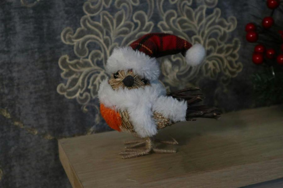13cm Robin Christmas Tabletop Decoration with Furry Hat and Scarf, Rustic Straw and Jute Finish image 9