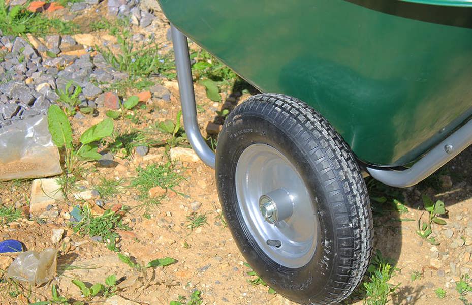 Bristol Tool Company 1894 175 Plastic 2 Wheel Tipper With Puncture proof wheels