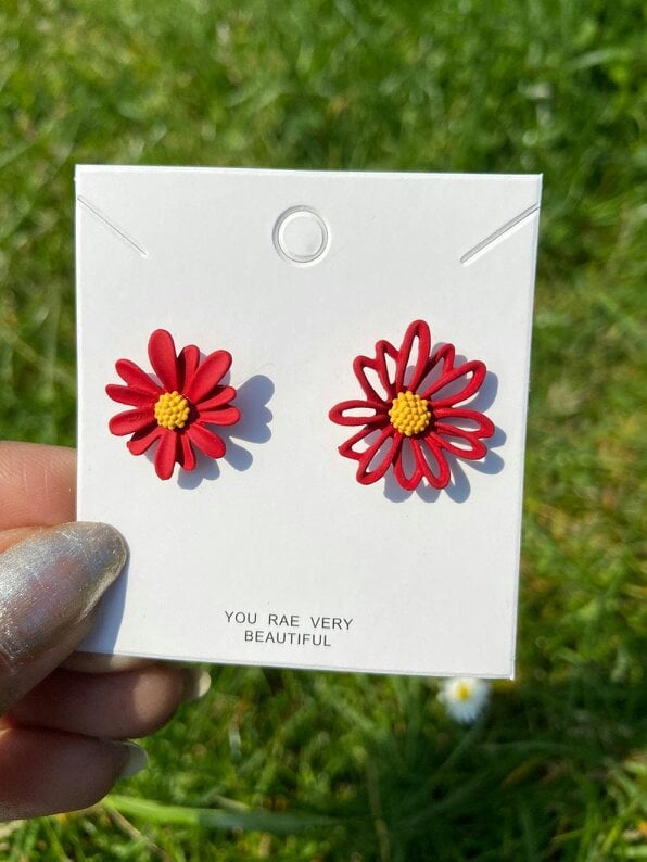 The Colourful Aura Colourful Daisy Sun Flower Summer Floral Dainty Boho Nature Stud Earrings