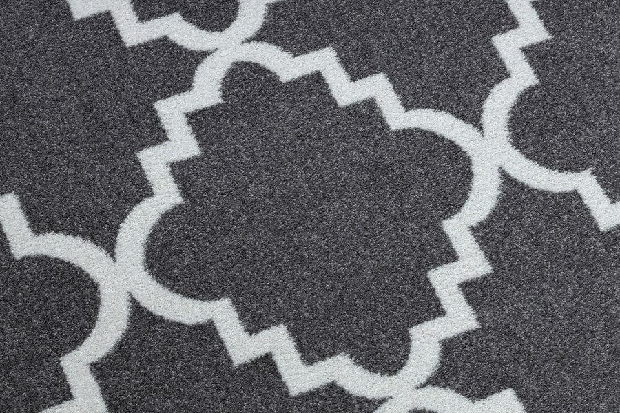 RugsX Sketch Circular Rug - Grey & White Quatrefoil