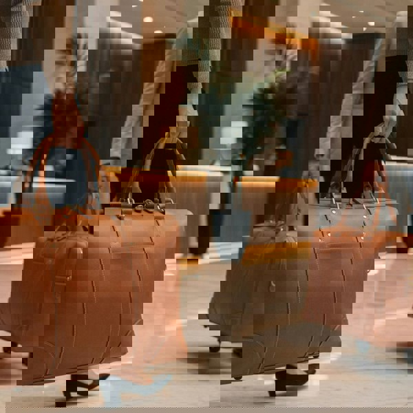 Infinity Leather Holt - Genuine Leather Wheeled Duffle Bag