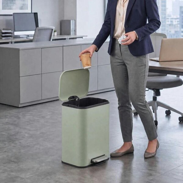 20 L Kitchen Pedal Bin, Metal Rubbish Bin with Removable Inner Bucket, Soft-Close & Stay-Open Lid, Light Green