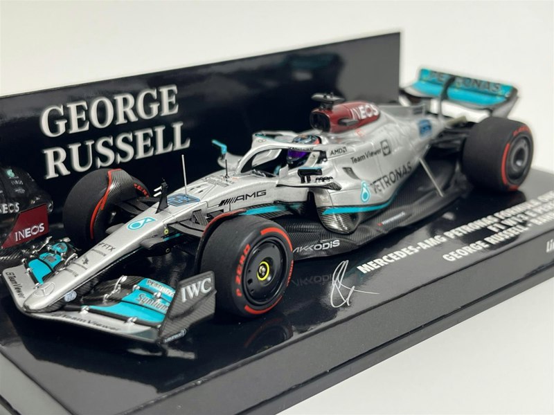 Minichamps George Russell #63 Mercedes F1 Team Bahrain GP 2022 1:43 Scale 417220163