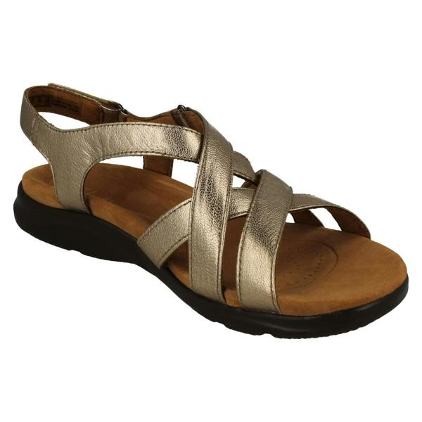 Clarks Ladies Clarks Strappy Cross Detailed Sandals Kitly Go