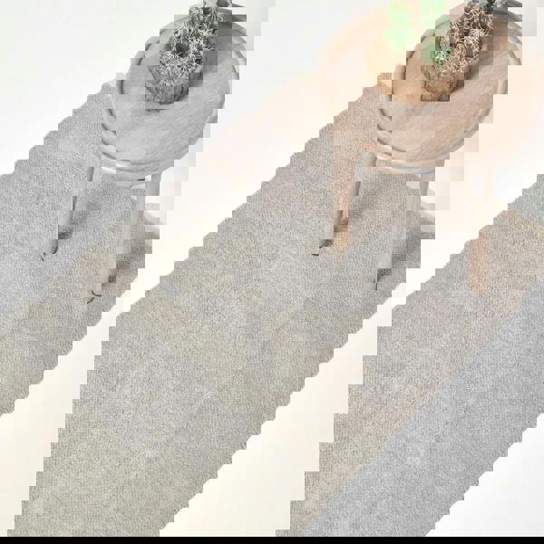 HOMESCAPES Cotton Plain Chenille Rug with Natural Trim