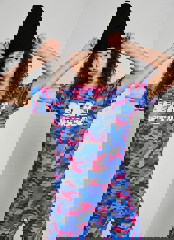 Beat Girlz Club Roller T-Shirt - Shocking Pink Camo