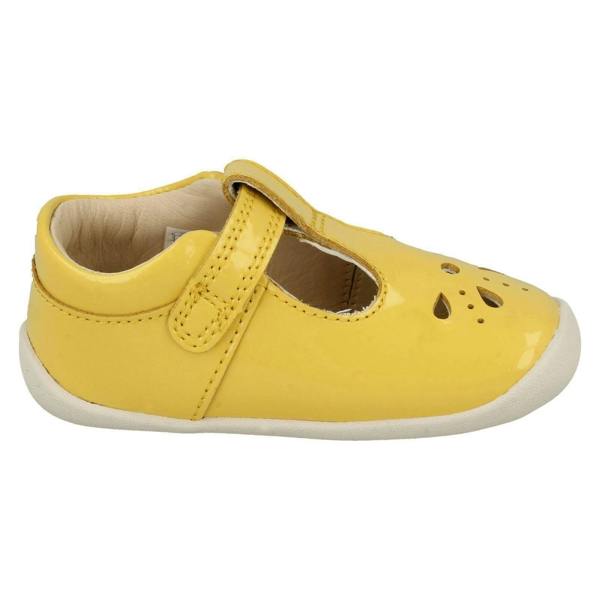 Clarks Girls Clarks Cut Out Detailed Shoes Roamer Star