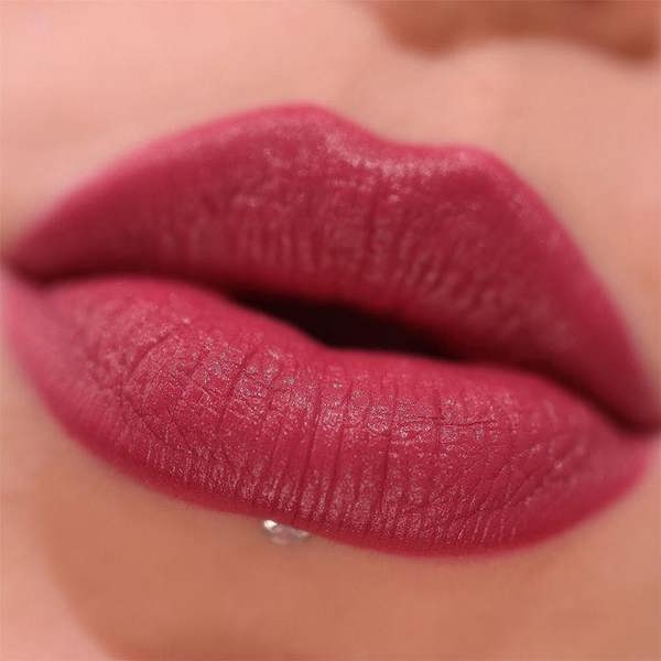 Lord and Berry Lipstique - Crayon Lipstick 3g
