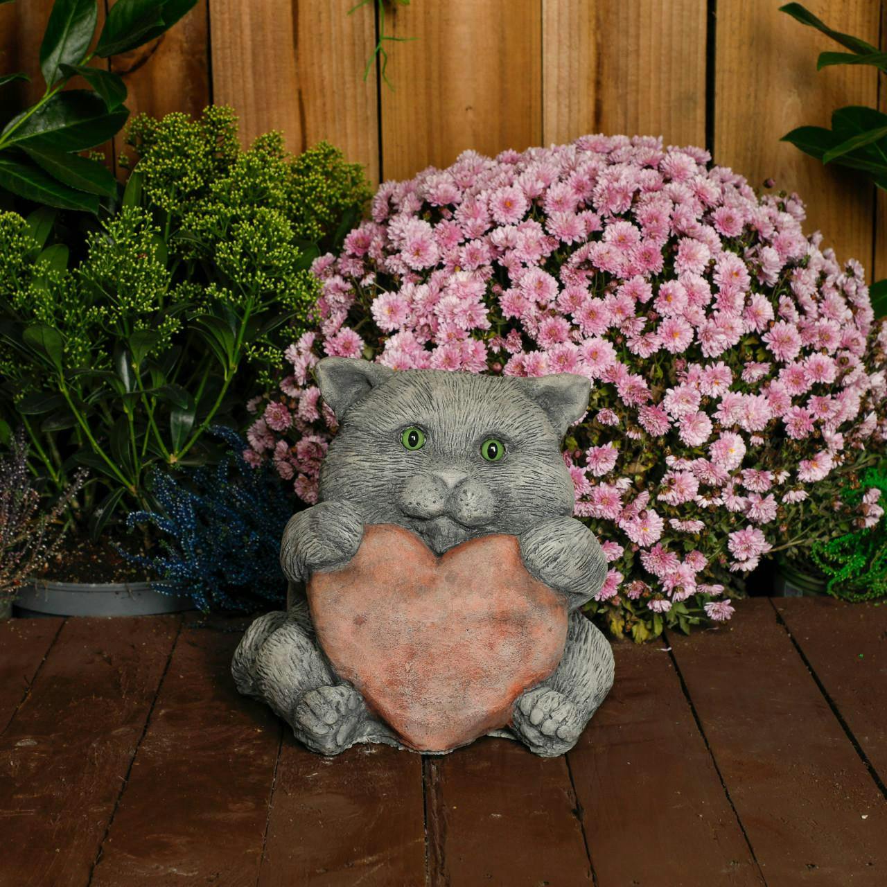 Rackhams Cat With A Big Heart Stone Cast Garden Cat Ornament