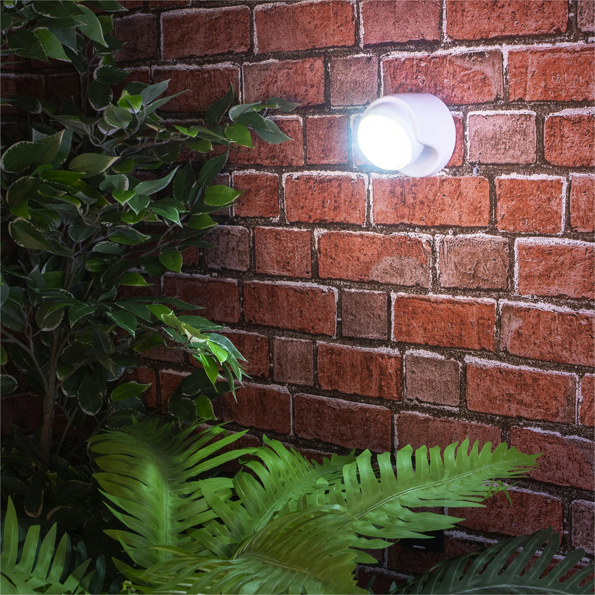 Rackhams Light Home And Garden 9 Led Motion Sensor