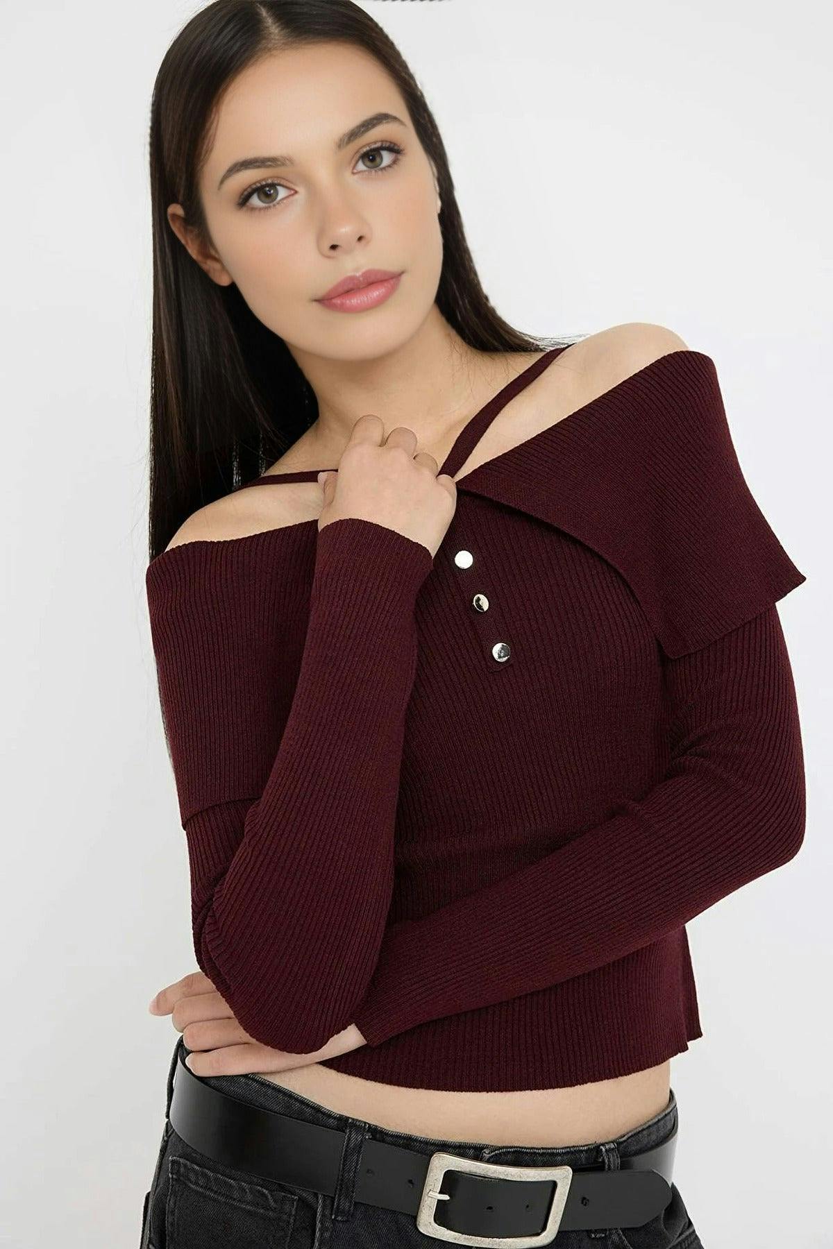 Wovcor Burgundy Carmen Halter Neck Knit Sweater - M