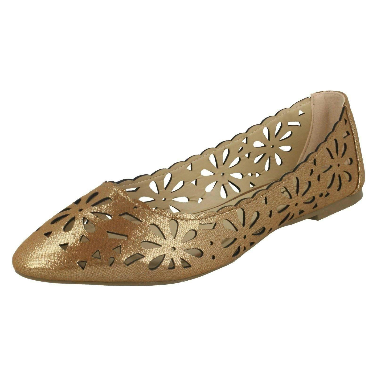 Spot On Women's Gold Flower Cut Out Ballerinas F80390 - Rose - Uk 6