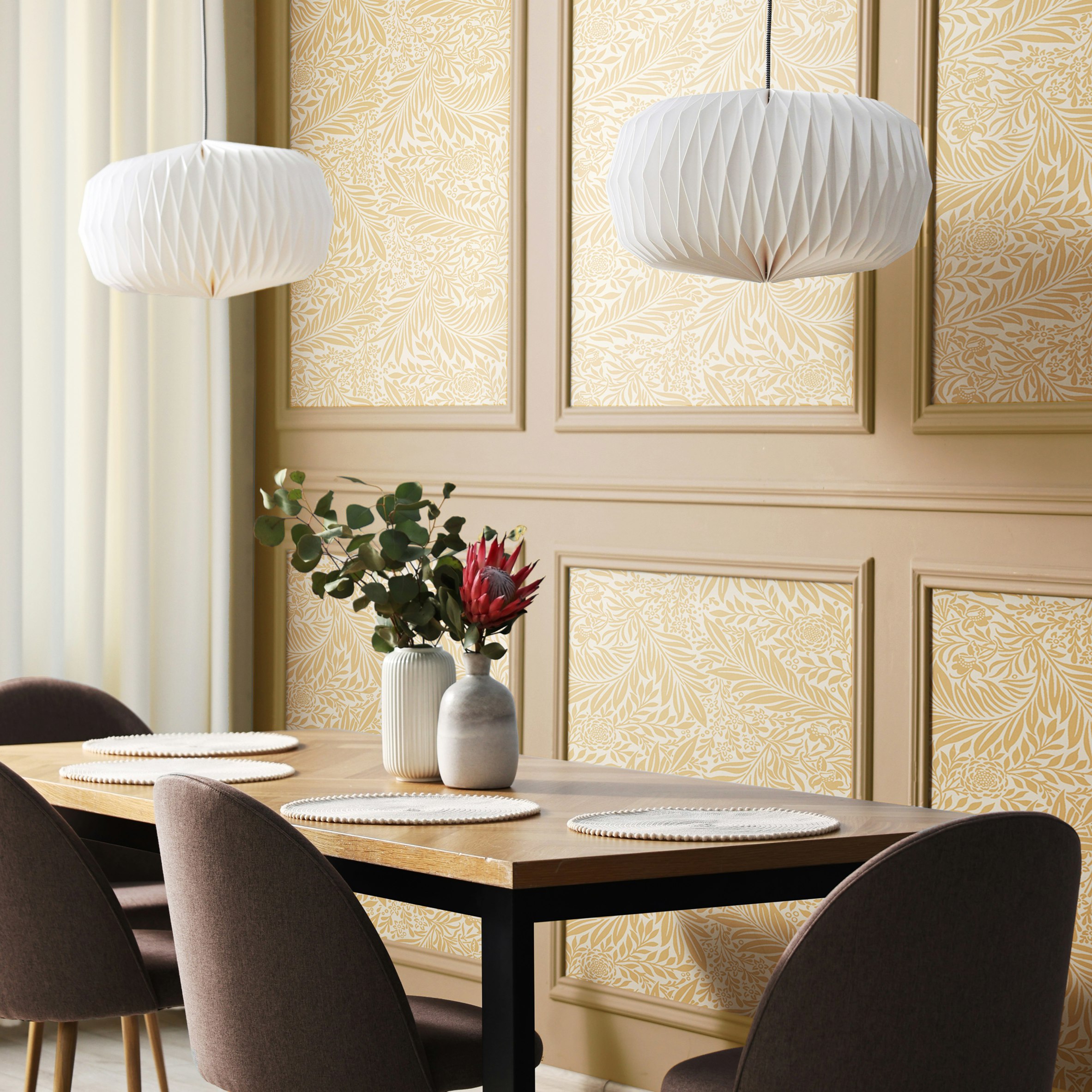 Hoopla Walls Leaf Vine - Butter 10M Wallpaper