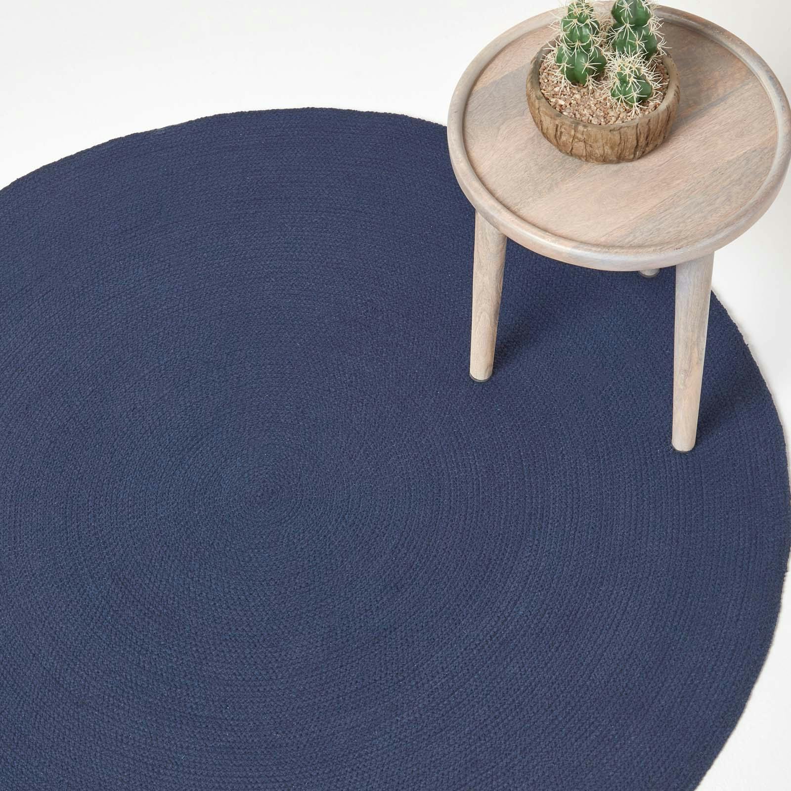 Homescapes Handmade Woven Braided Rug - Navy - 120 Cm Round