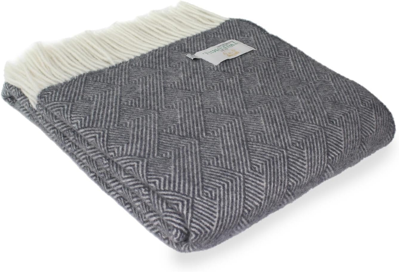 Tweedmill Light/Grey Lifestyle Delamere Throw