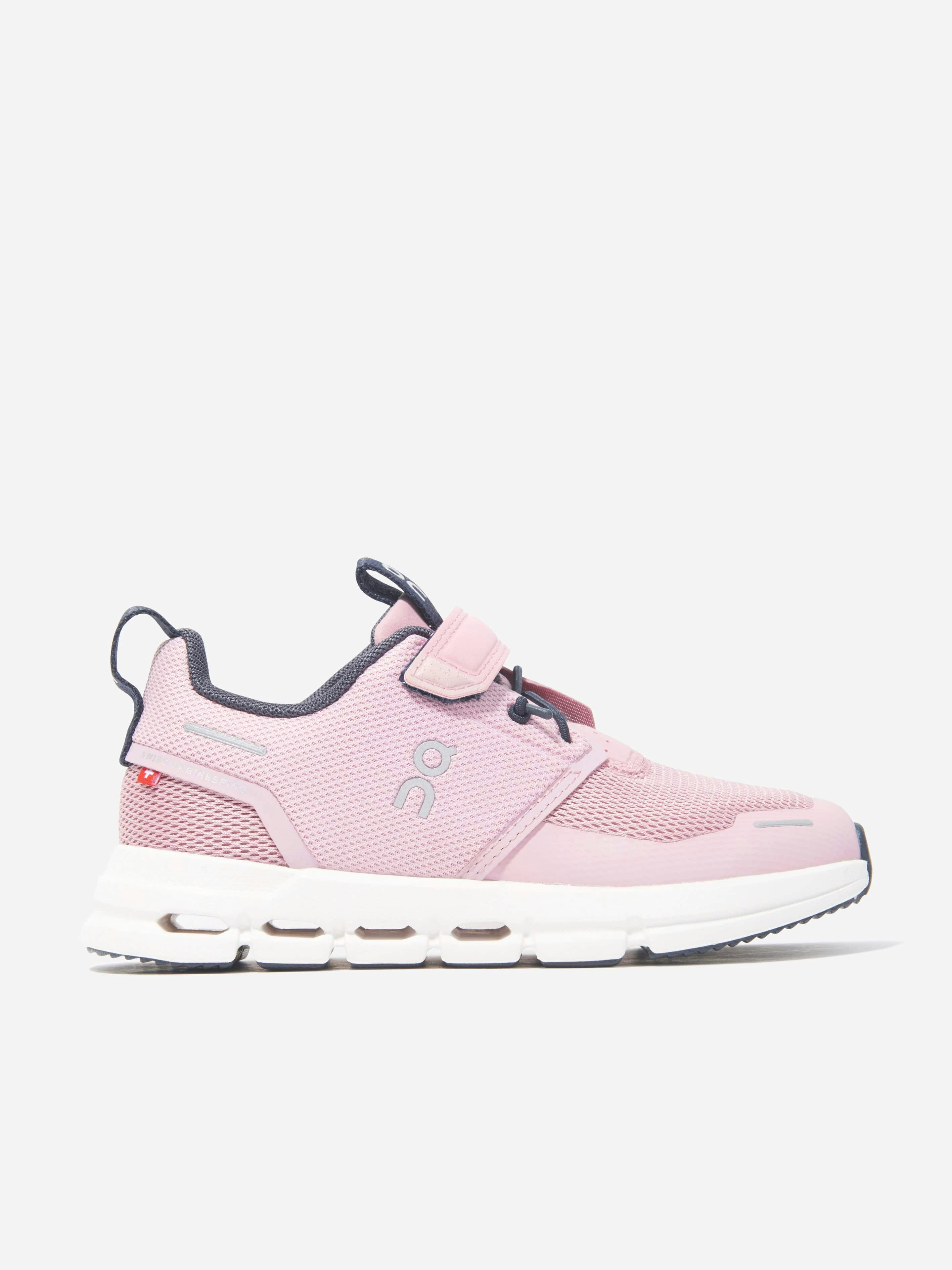 On Running Girls Pink Kids Cloud Play Trainers In - Eu 35 Uk 2.5 Us 3