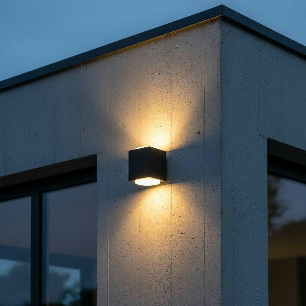 Rackhams Black/Light 20 Watt Square Outdoor Up And Down