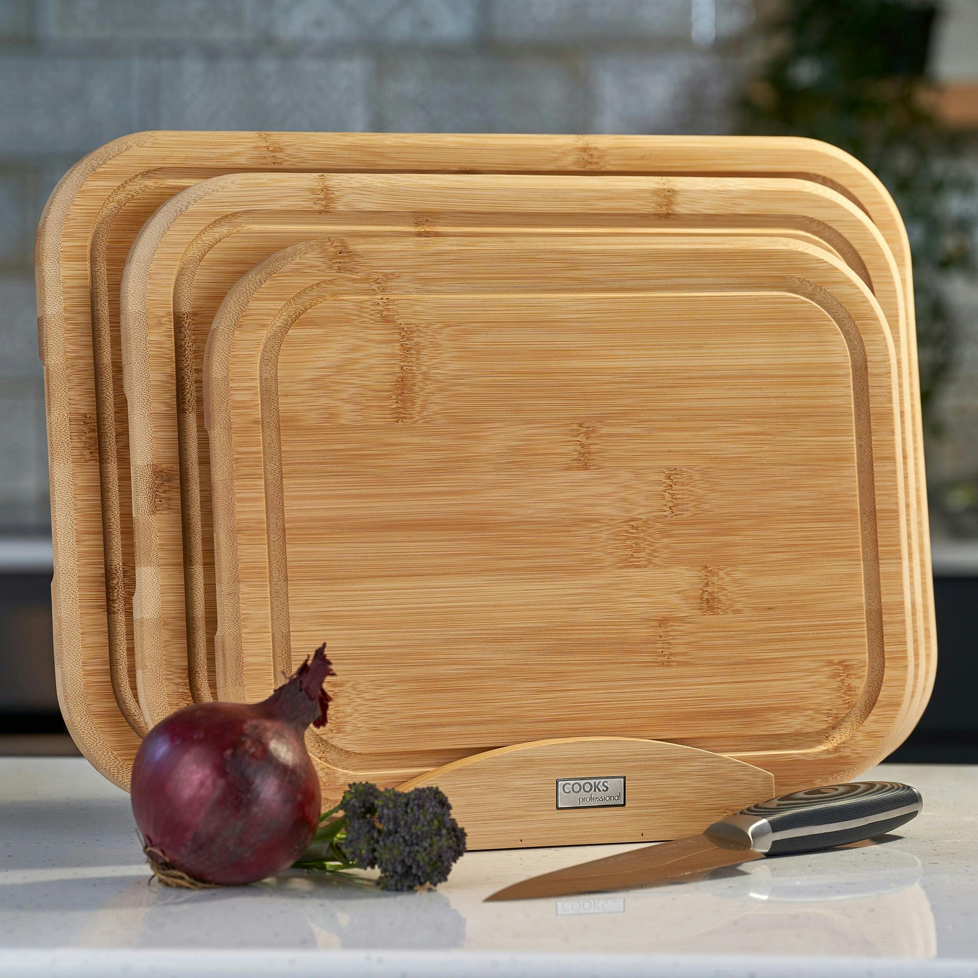 B&Q -  3 Piece Bamboo Chopping Board Set With Storage StandWooden Cutting BoardsNatural Edging - Image 4