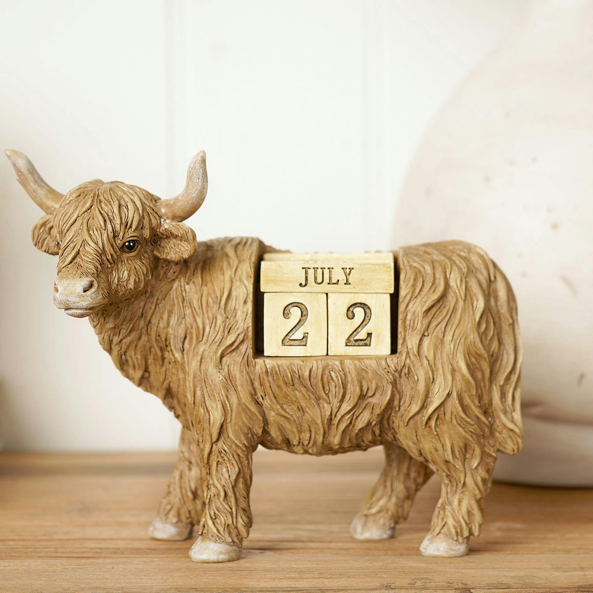 Country Living Brown/Cream Highland Cow Figurine Calendar