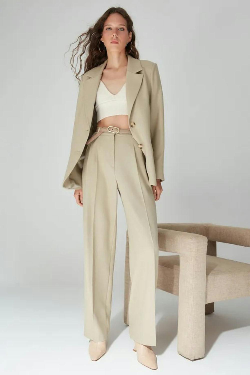 Hoxton Gal Straight-Cut Pleated Woven Trousers - Mink - 12