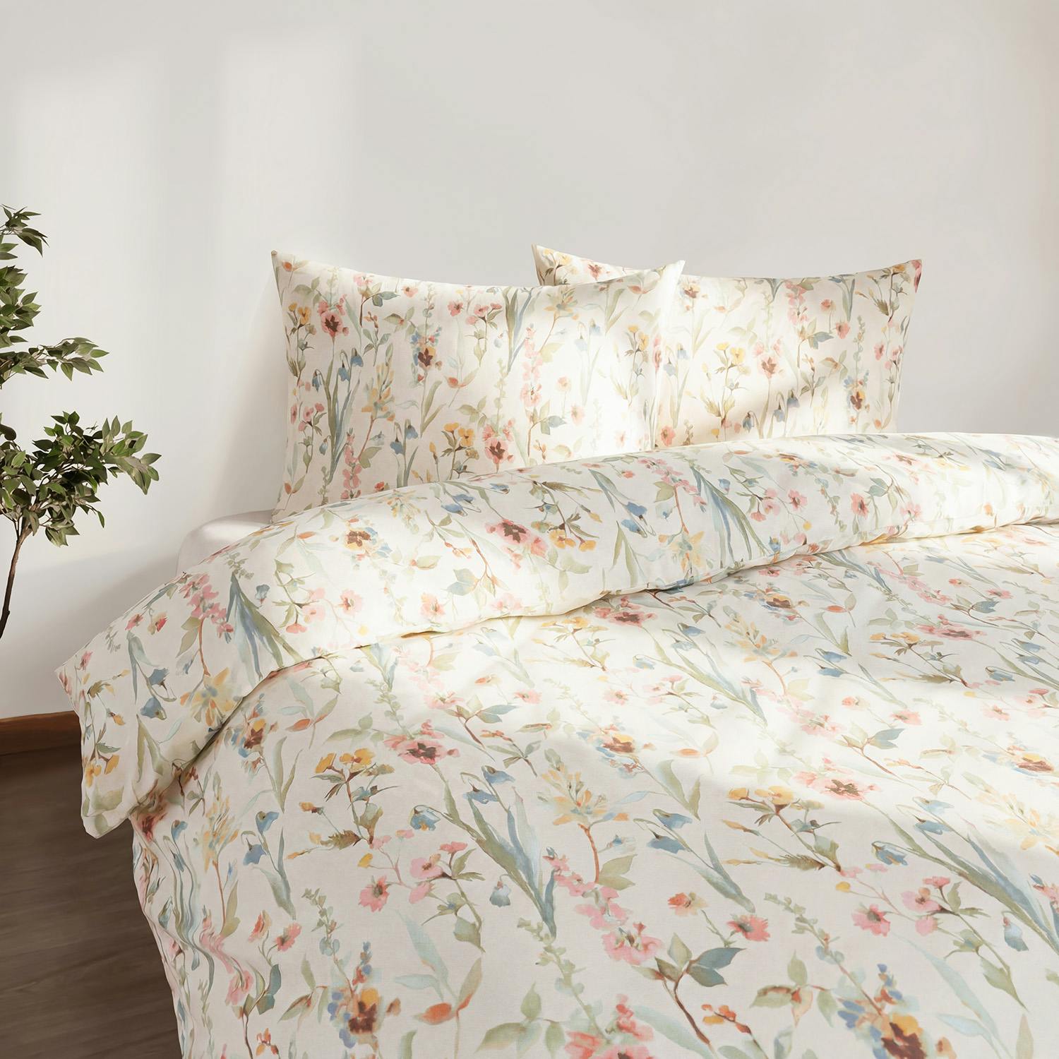 Rackhams Green Studio Edition Spring Meadow Pearl Duvet Cover Set - Super King