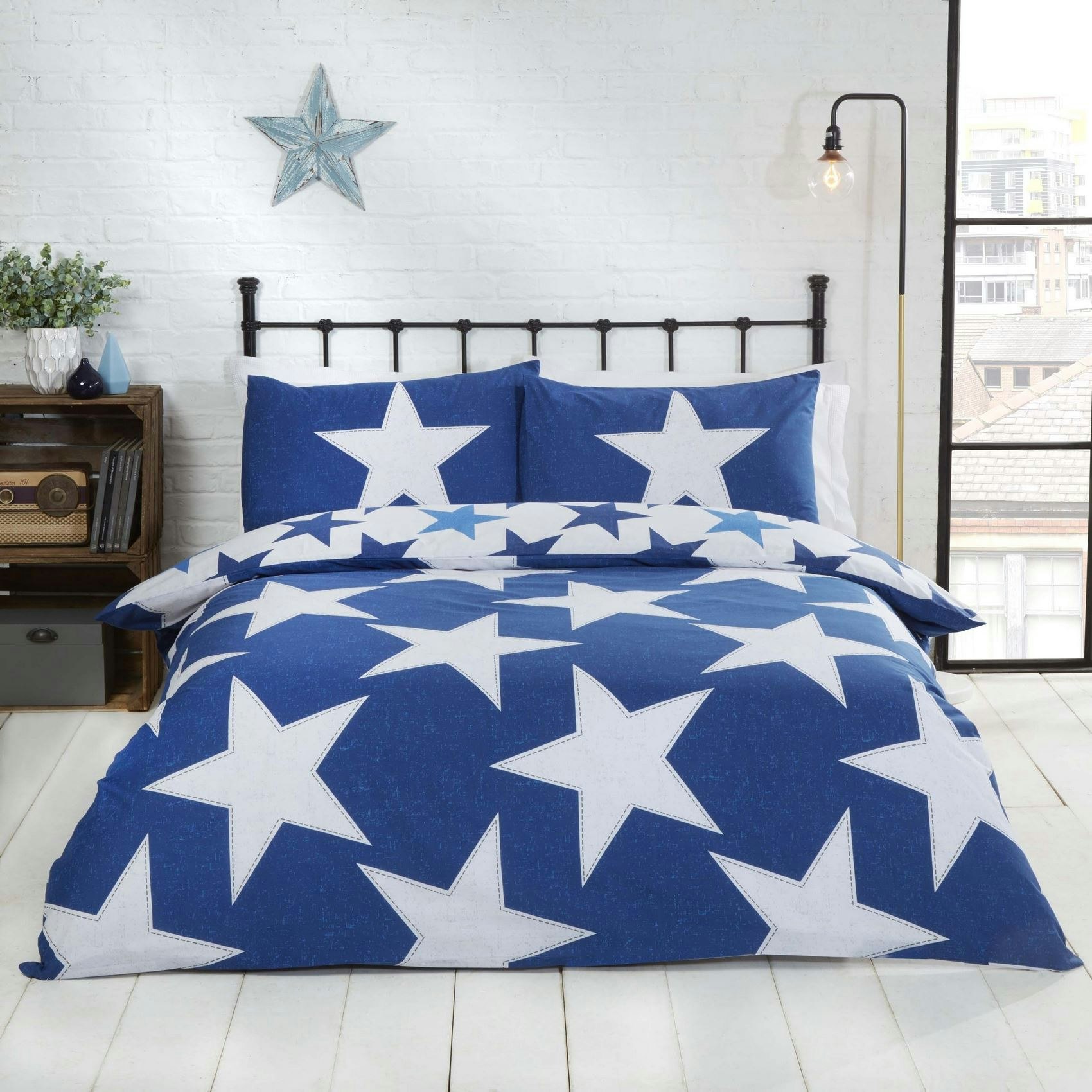 Homespace Direct Stitched Stars Duvet Cover Set - Navy - Double