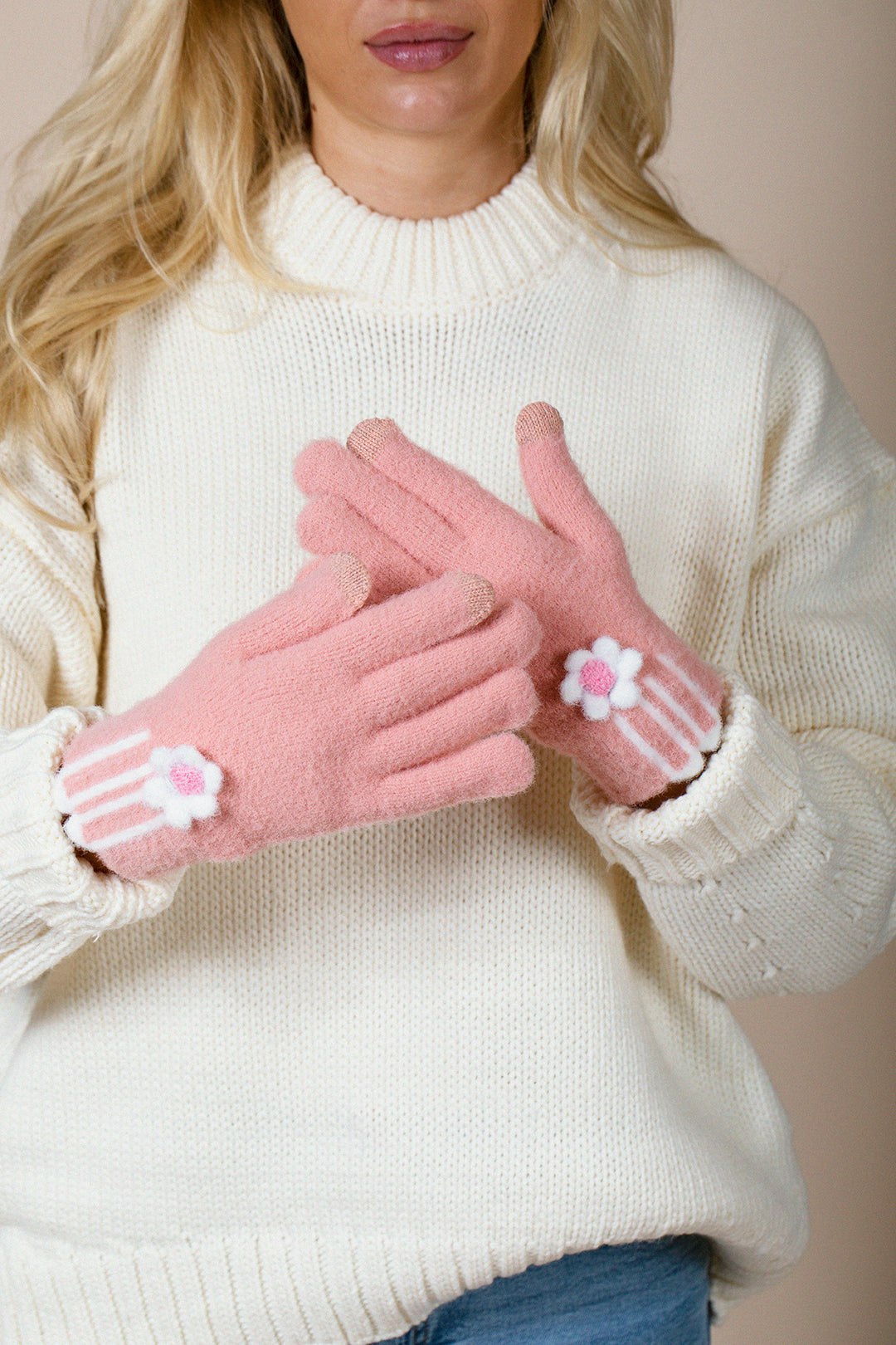 Svnx Pink Knitted Flower Gloves In - One Size