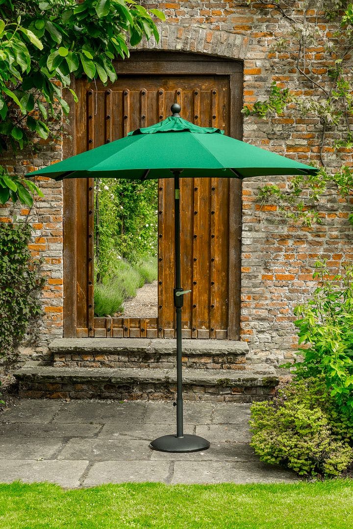 Norfolk Leisure Green Elizabeth Parasol 3.0M