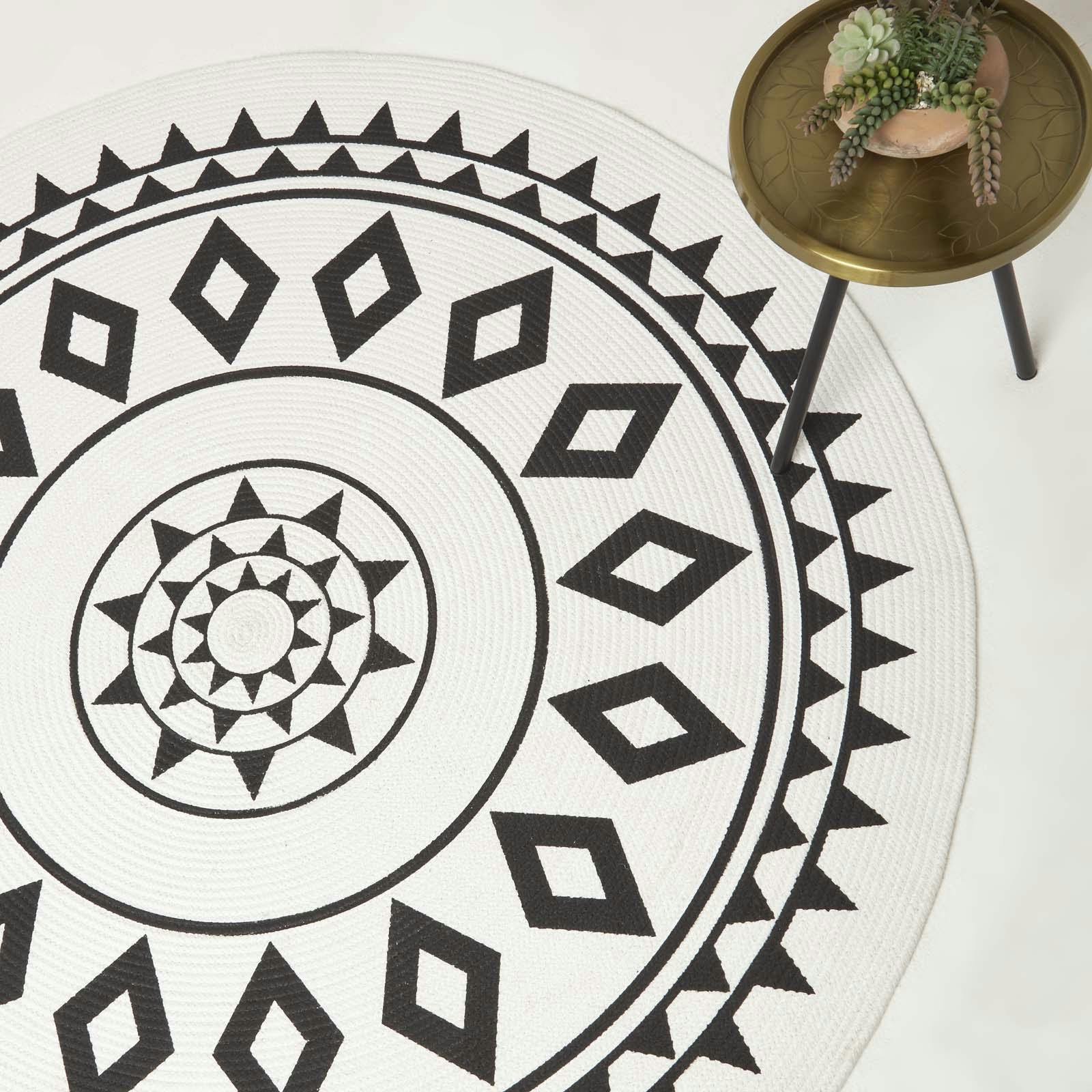 Rackhams White/Black Lia & Mandala Handoven Cotton Rug - 200 Cm Round