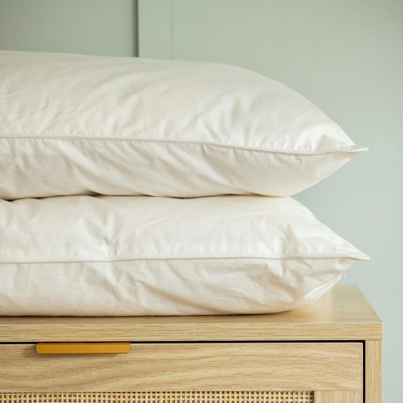 Soak&Sleep New Zealand Wool Pillows - Standard - Pair
