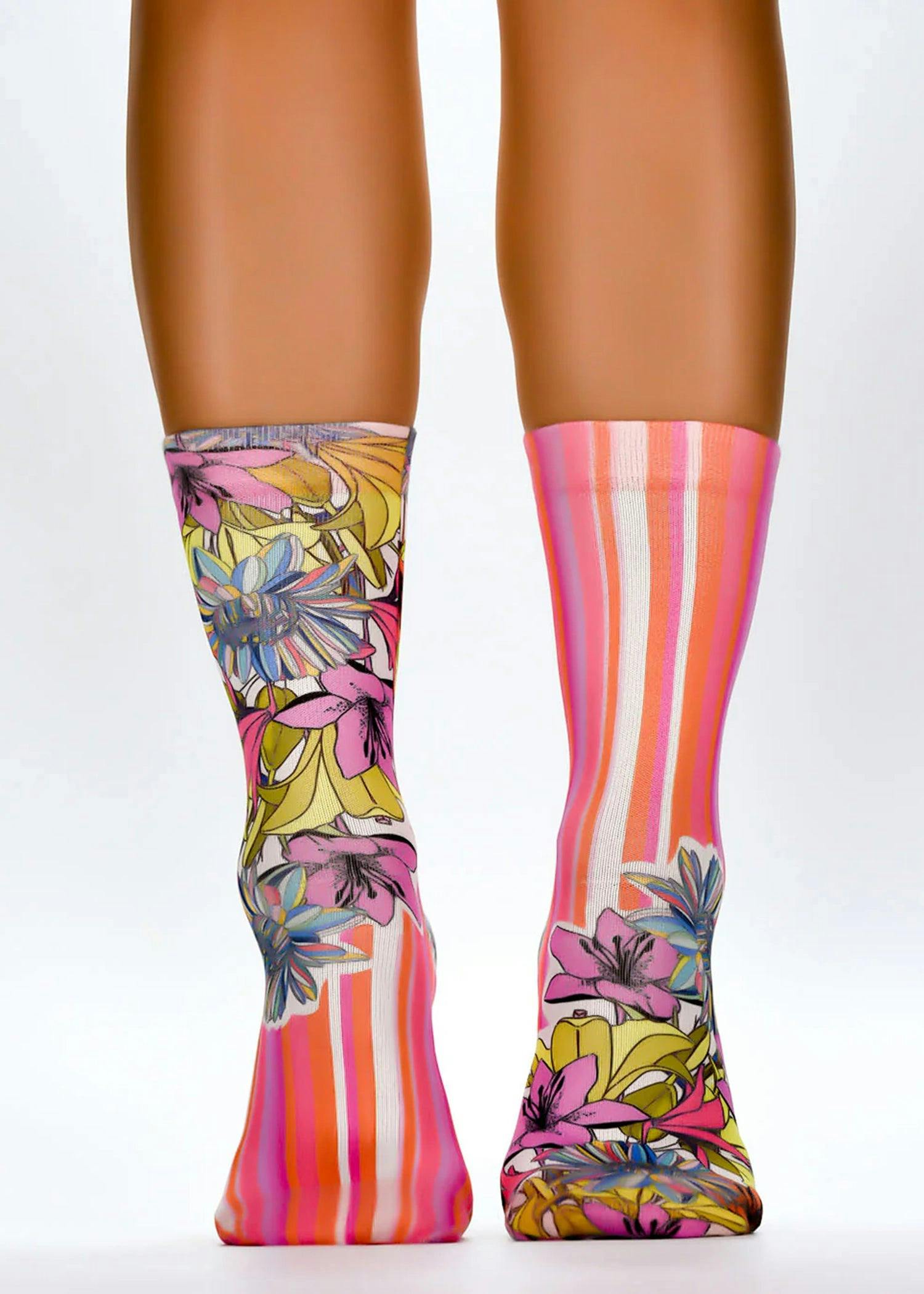 Jemsox Women's Pink Lillies Fun Gift Socks