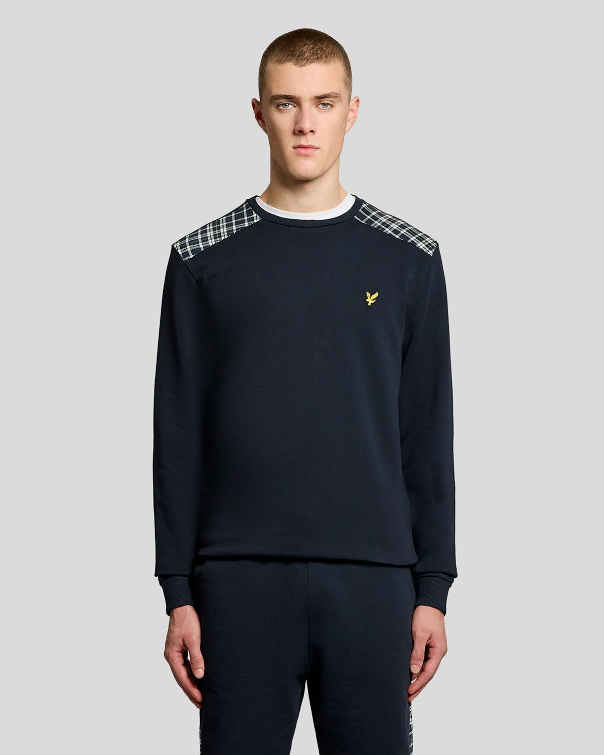 Lyle & Scott Men's Dark Check Panelled Crew Neck Sweatshirt - Z271 Navy - Z271 Navy - L
