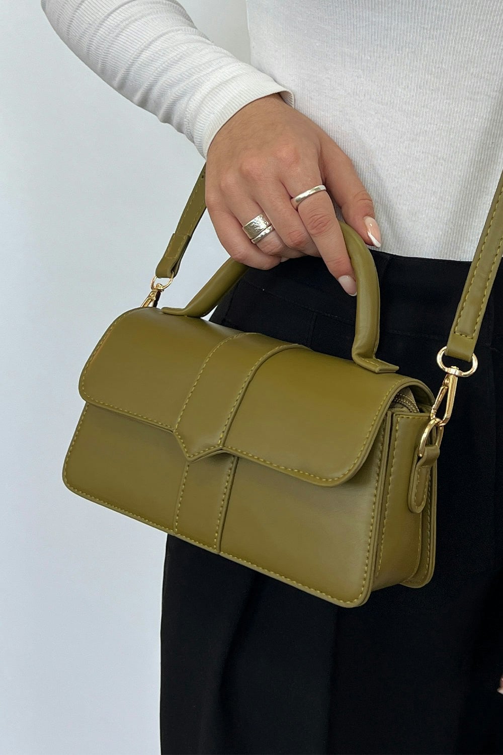 Svnx Women's Green Small Crossbody Hard Top Handle Bag In Olive In - Image 3