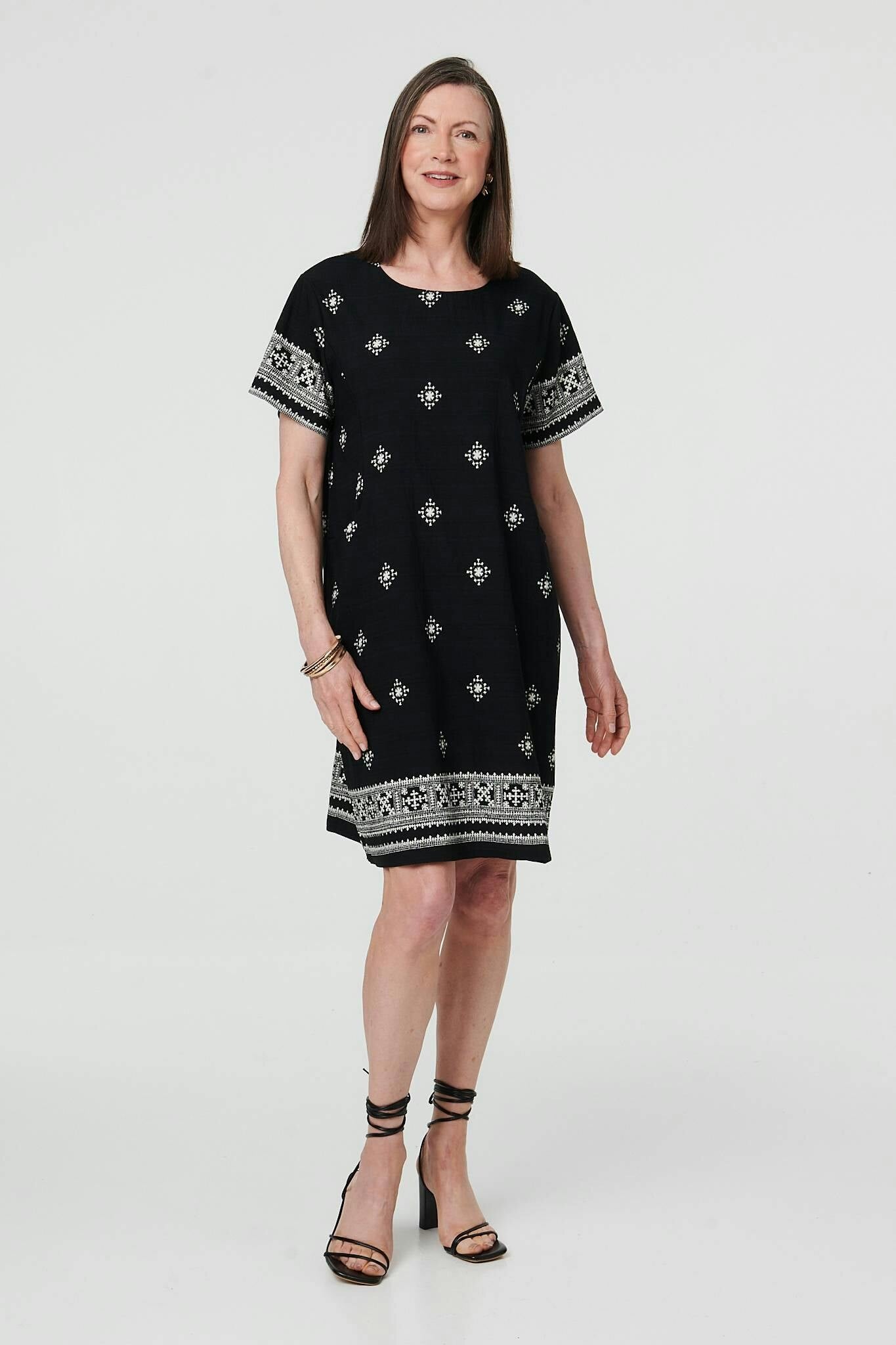 Izabel London Black Border Print Knee Length Shift Dress - 16