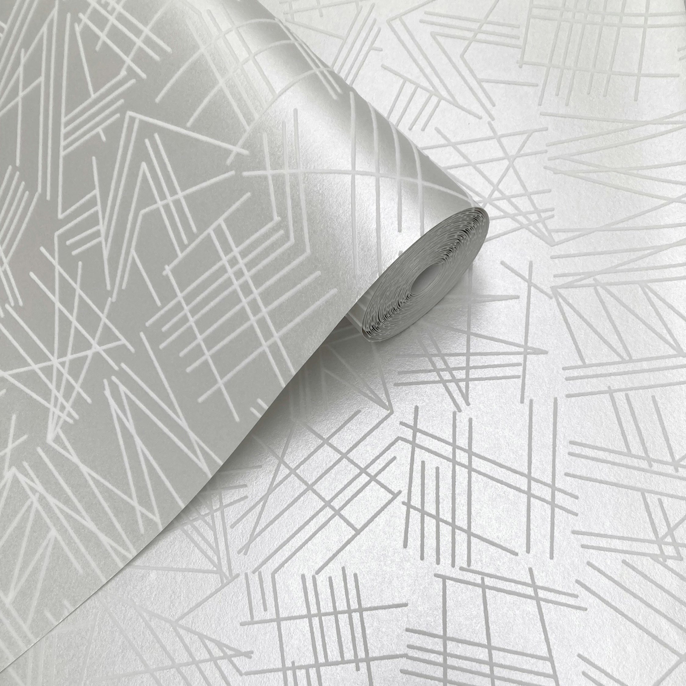 Erica Wakerly White/Silver Tilt Flock / Lustre Wallpaper - 10M Roll