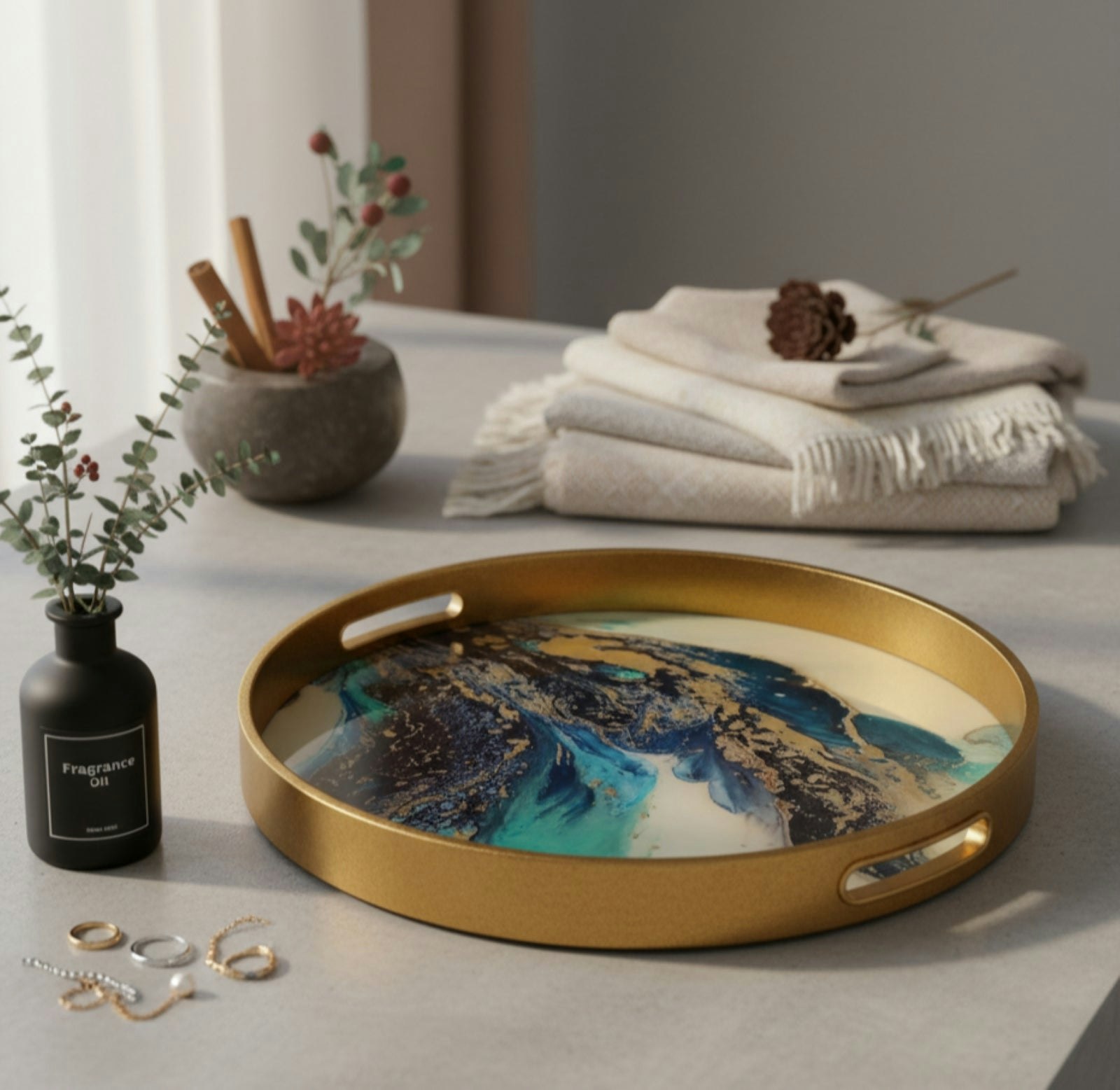 Maison Des Cadeaux Gold Round Agate Theme Coffee Table Tray