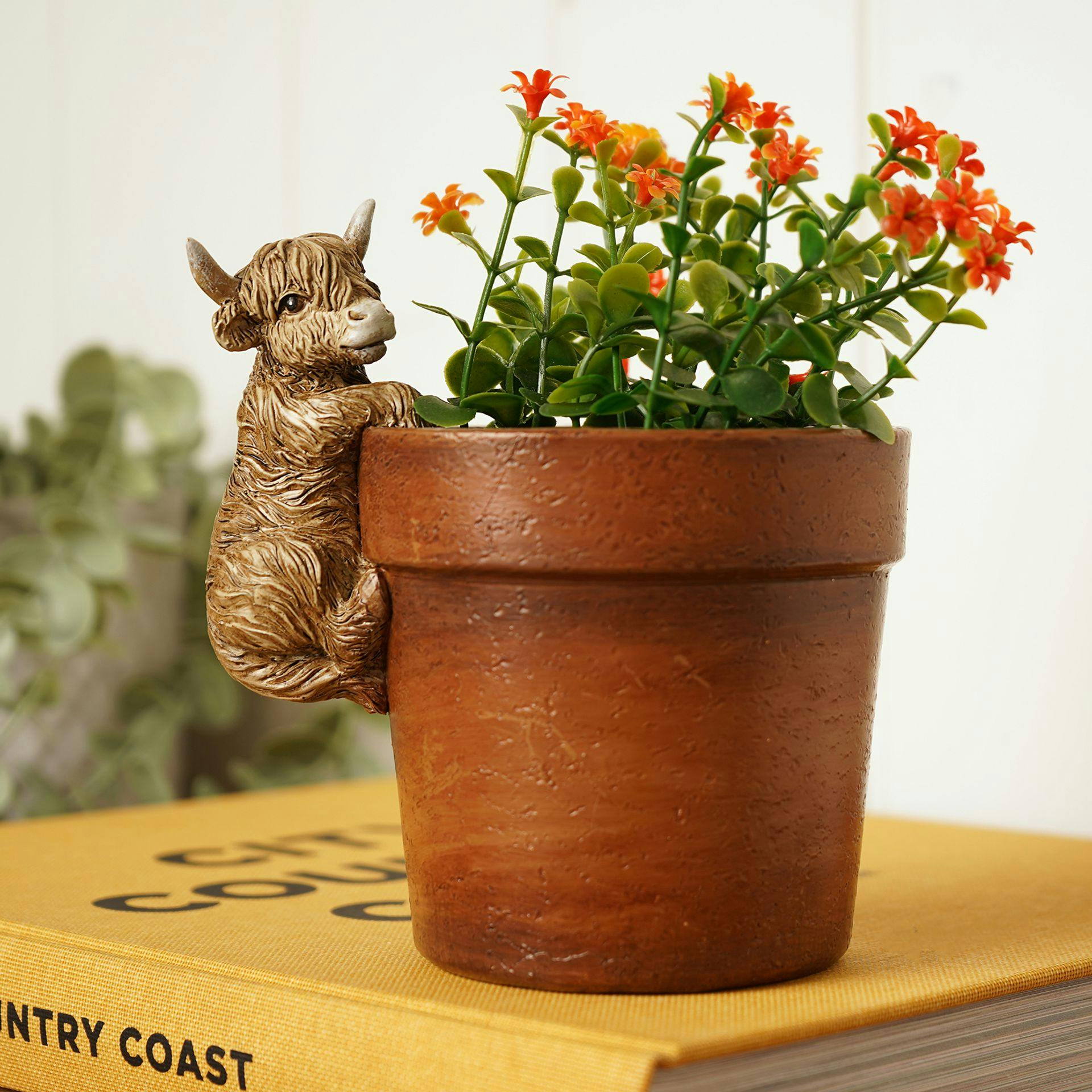 Rackhams Brown/Beige Highland Cow Plant Pot