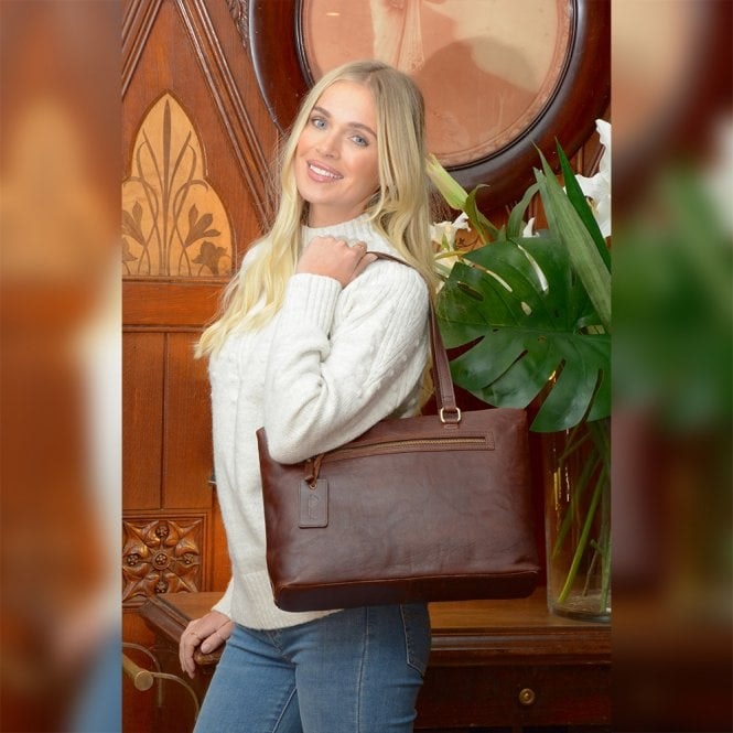 Ashwood Women's Brown Large Vintage Leather Handbag - Brandy