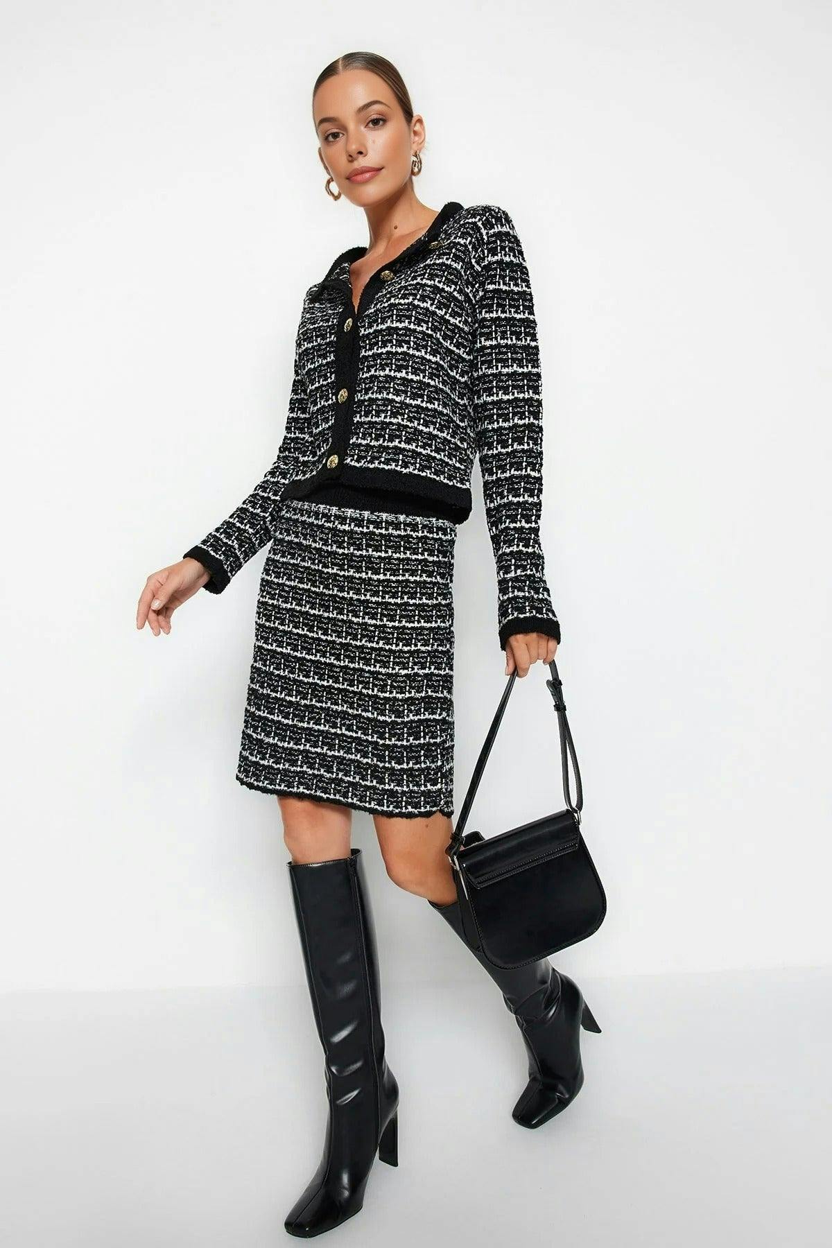Wovcor Black 2-Piece Soft Texture Knit Cardigan & Skirt Set - Xs