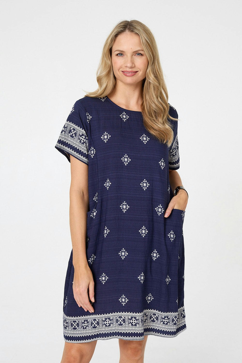 Izabel London Green Border Print Knee Length Shift Dress - 12