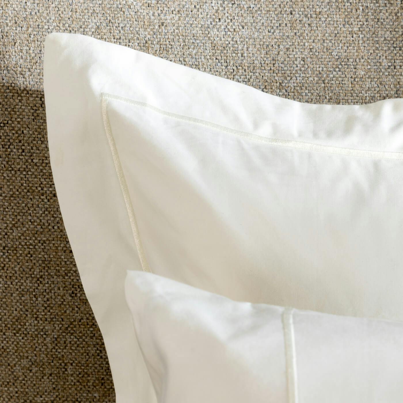 Rackhams Ivory 600 Thread Count Egyptian Cotton Pillowcases - Standard - Pair - Housewife
