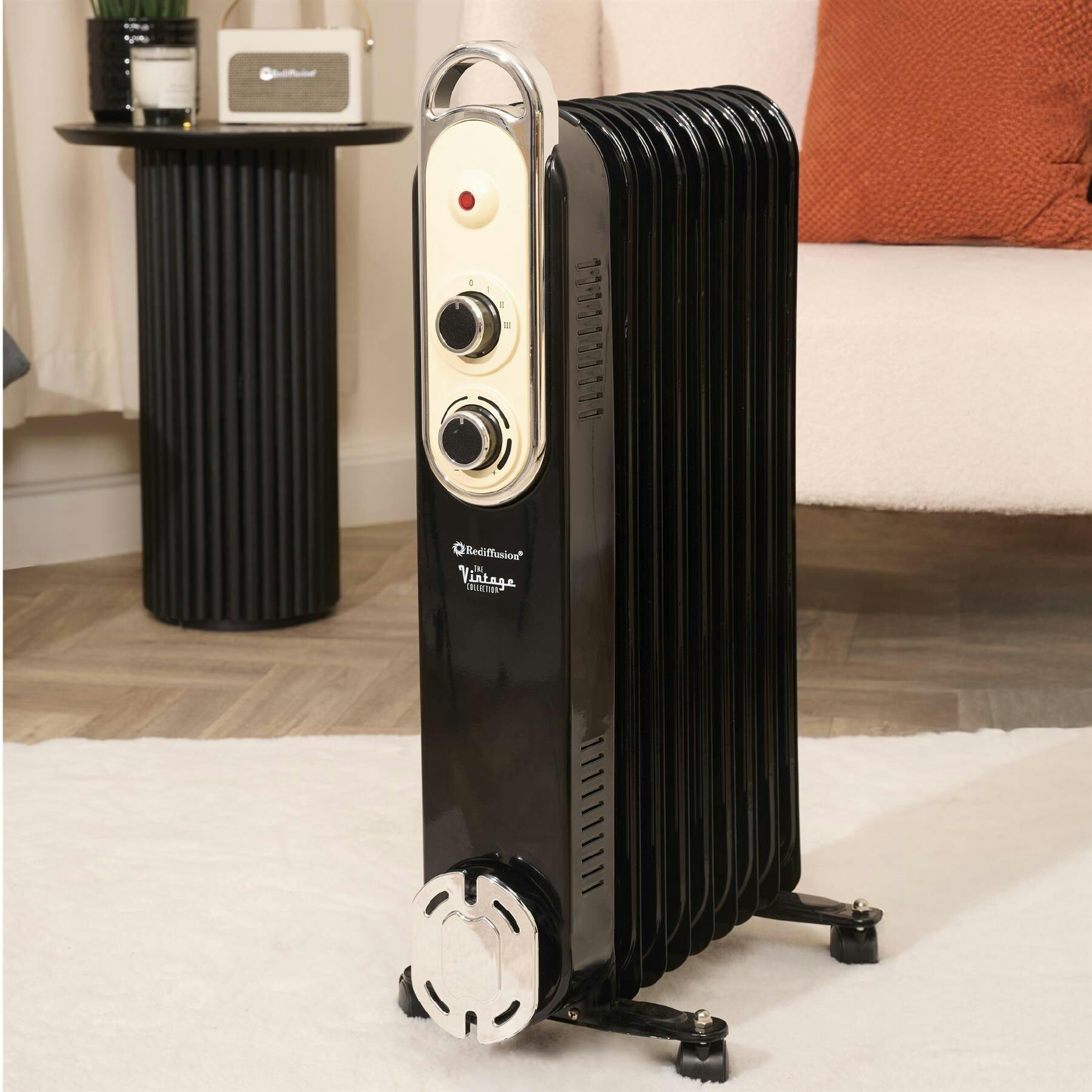Rediffusion Black Vintage 9 Fin Oil Filled Radiator 2Kw