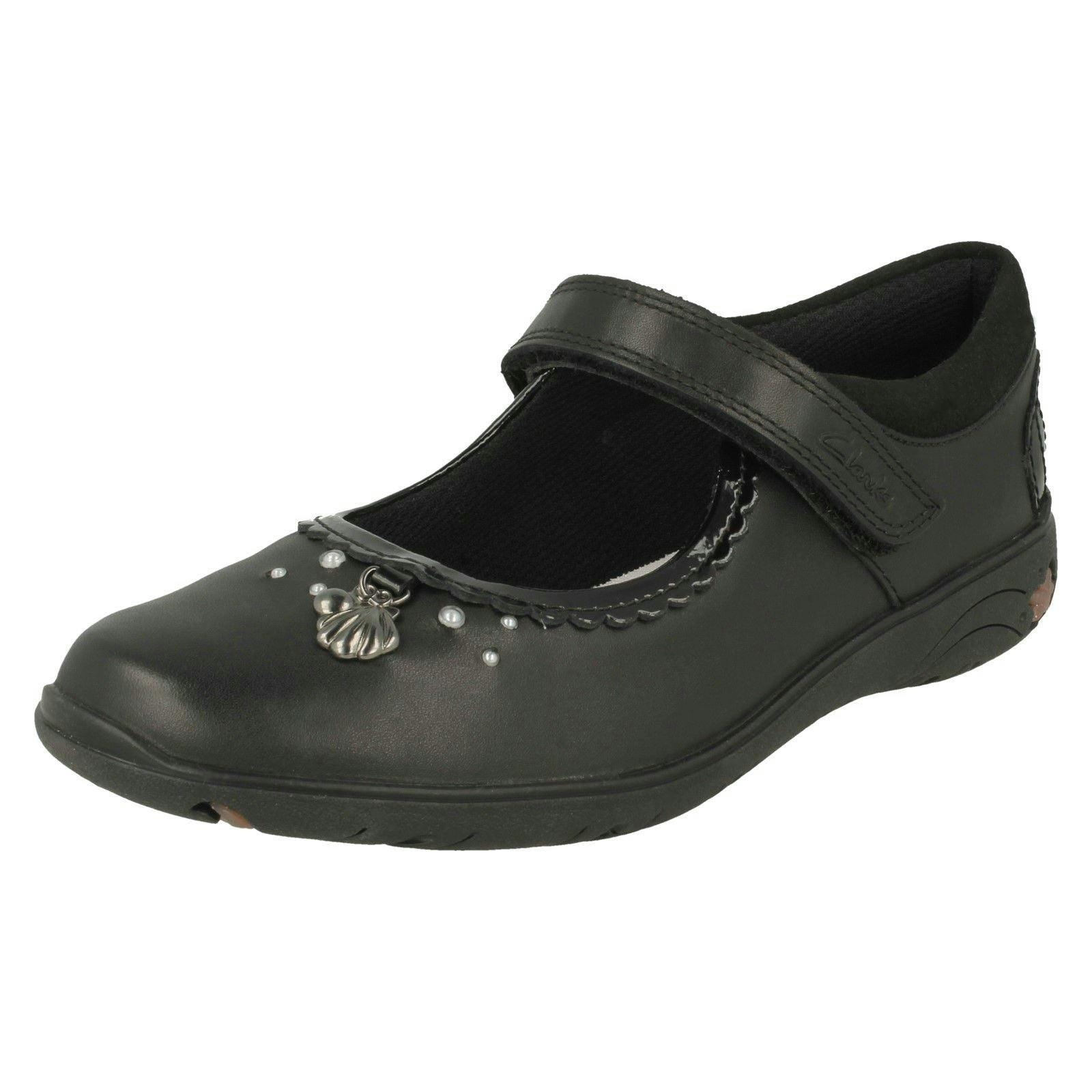 Clarks Girls Black Shell Detailed School Shoes Sea Shimmer K - Leather - Uk 13.5 Child - G