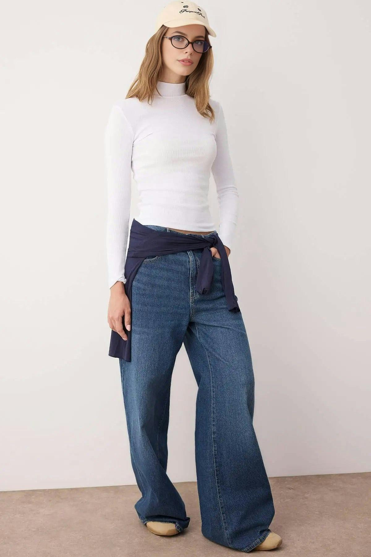 Wovcor White Fitted Stand Collar Long Sleeve Ribbed Knit Blouse - M