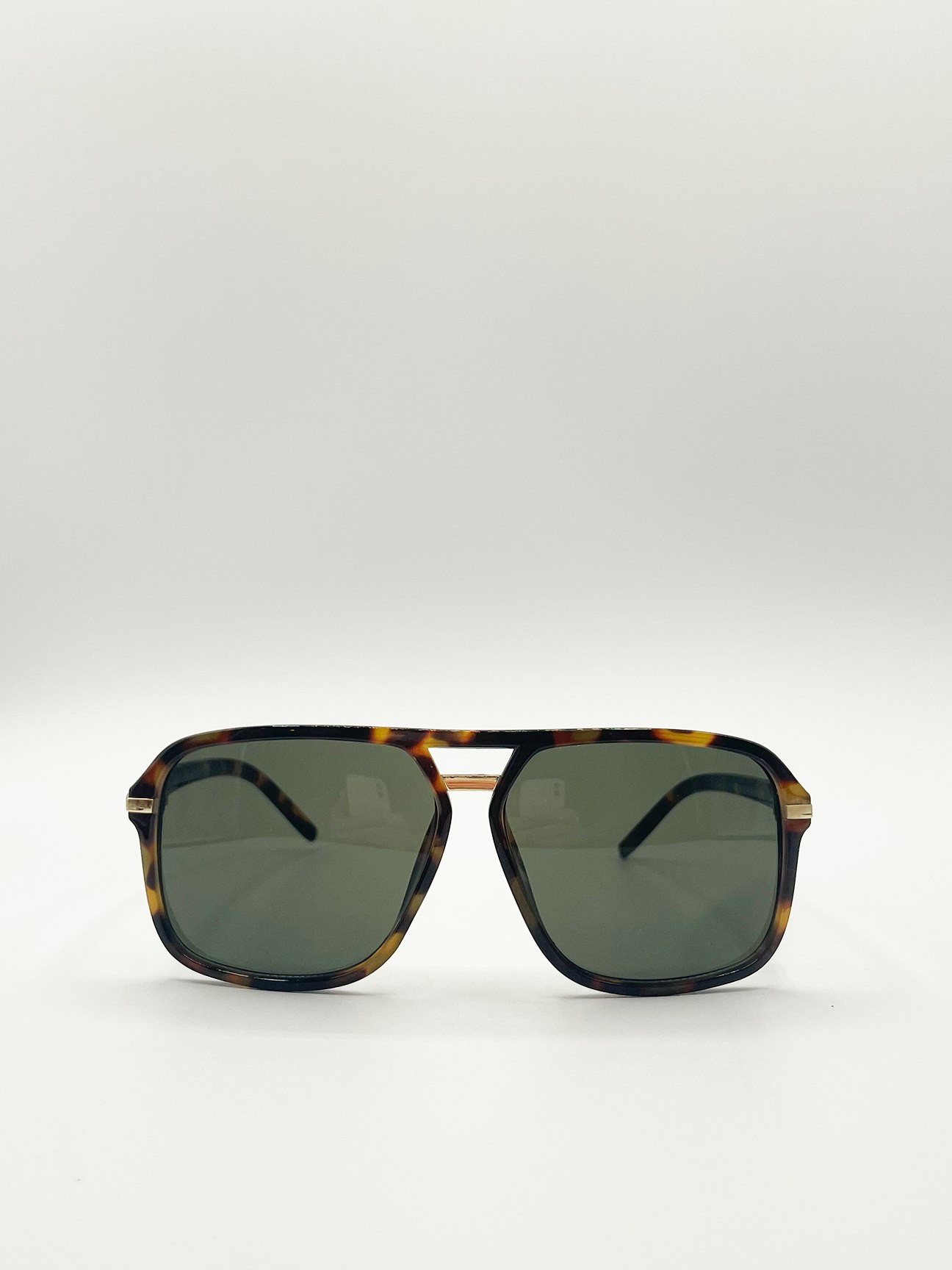Svnx Green Tortoiseshell Navigator Sunglasses With Lenses - One Size