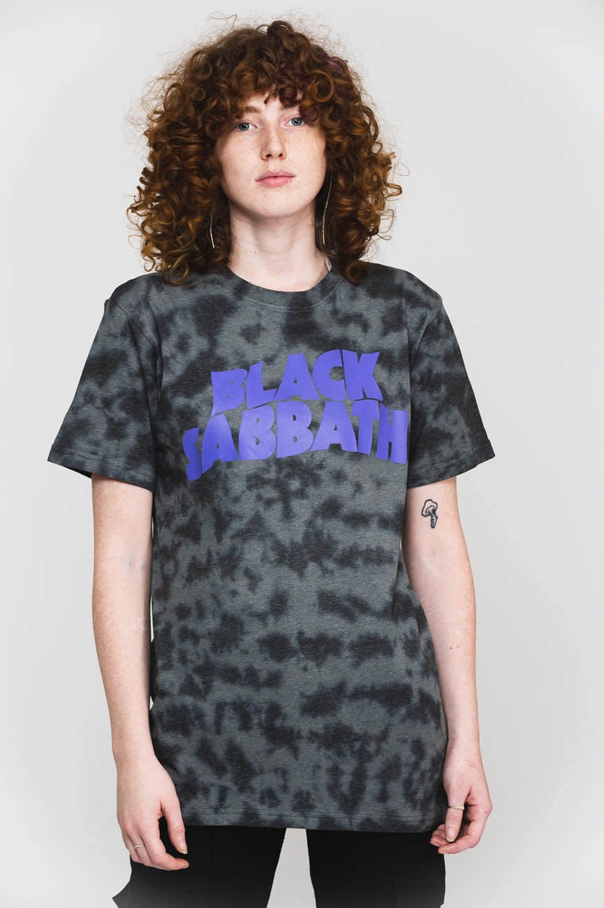 Paradiso Clothing Unisex Black Sabbath Classic Band Logo Dip Dye T Shirt - S