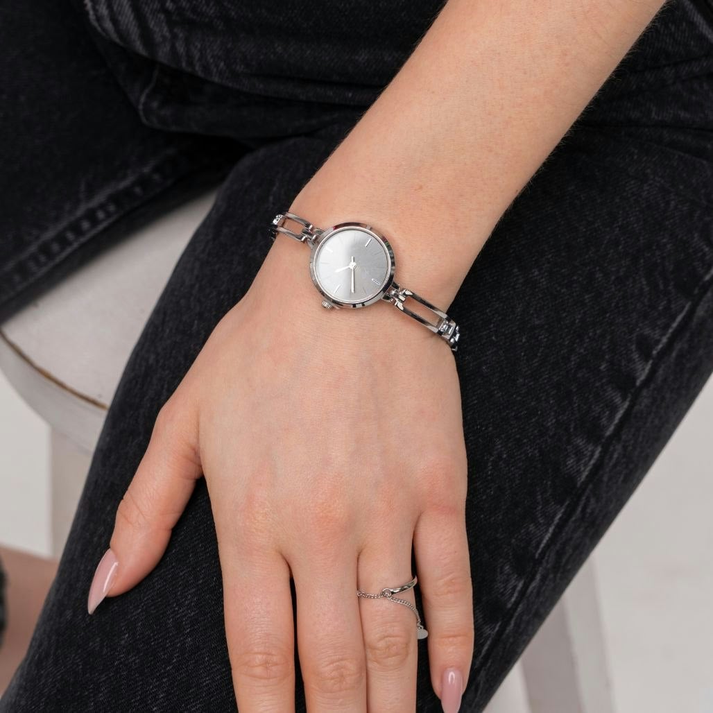 The Colourful Aura Women's Silver/White Steel Metal Dial Elegant Party Adjustable Bracelet Watch