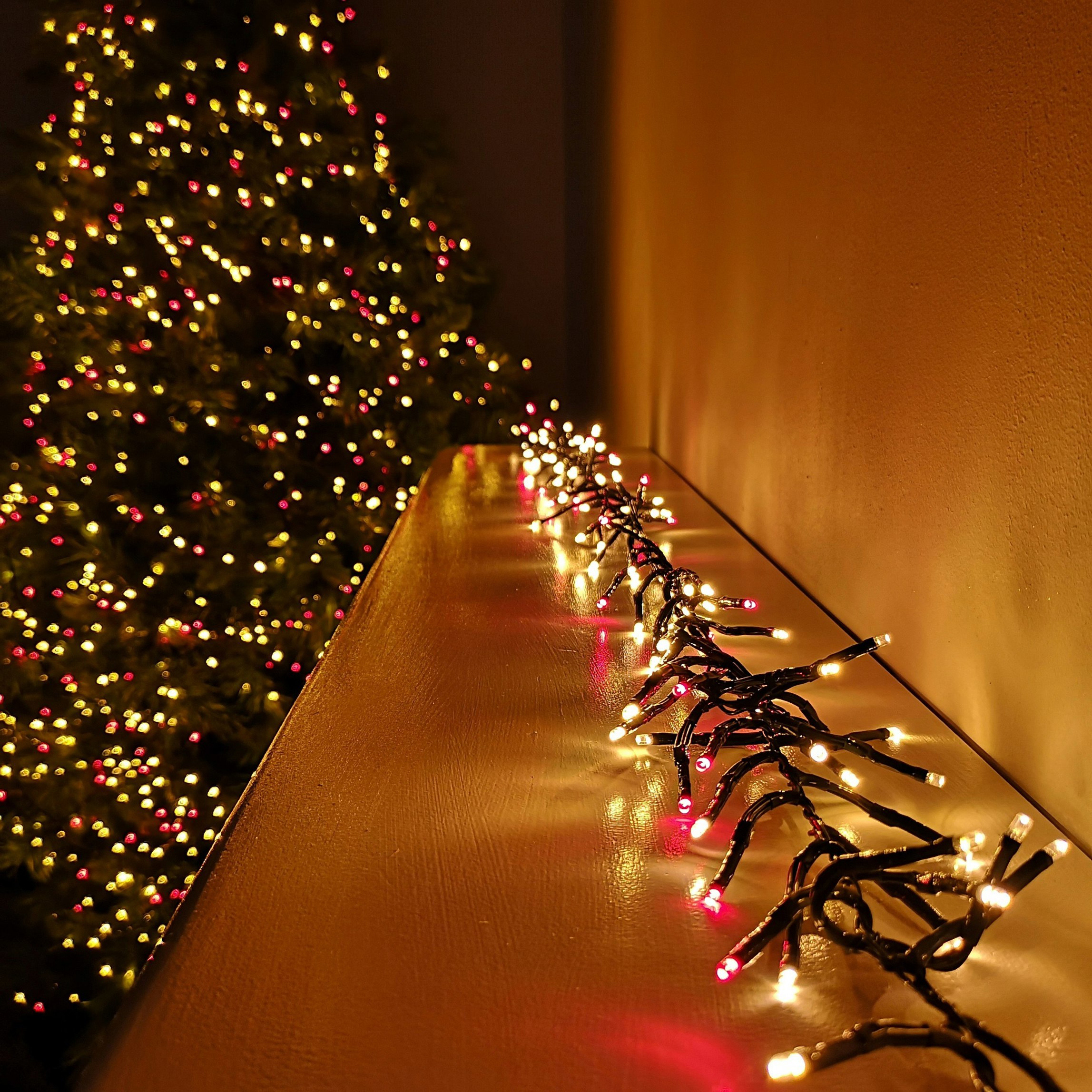 Rackhams Red/Gold 480 Led 6.2M Premier Clusterbrights Indoor Outdoor Multifunction Mains Operated Christmas Cluster Lights With Timer In &
