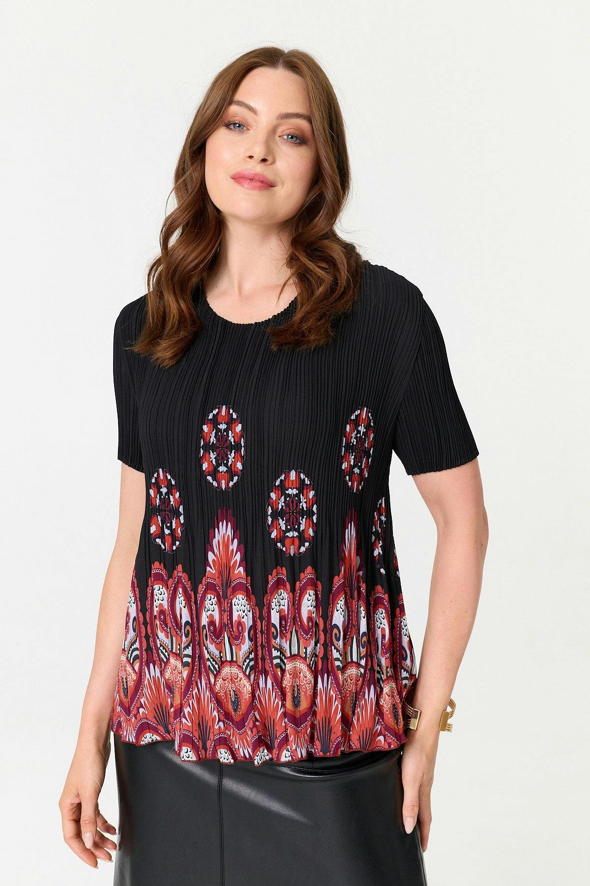 Izabel London Black Printed Short Sleeve Pleated Top - S/M