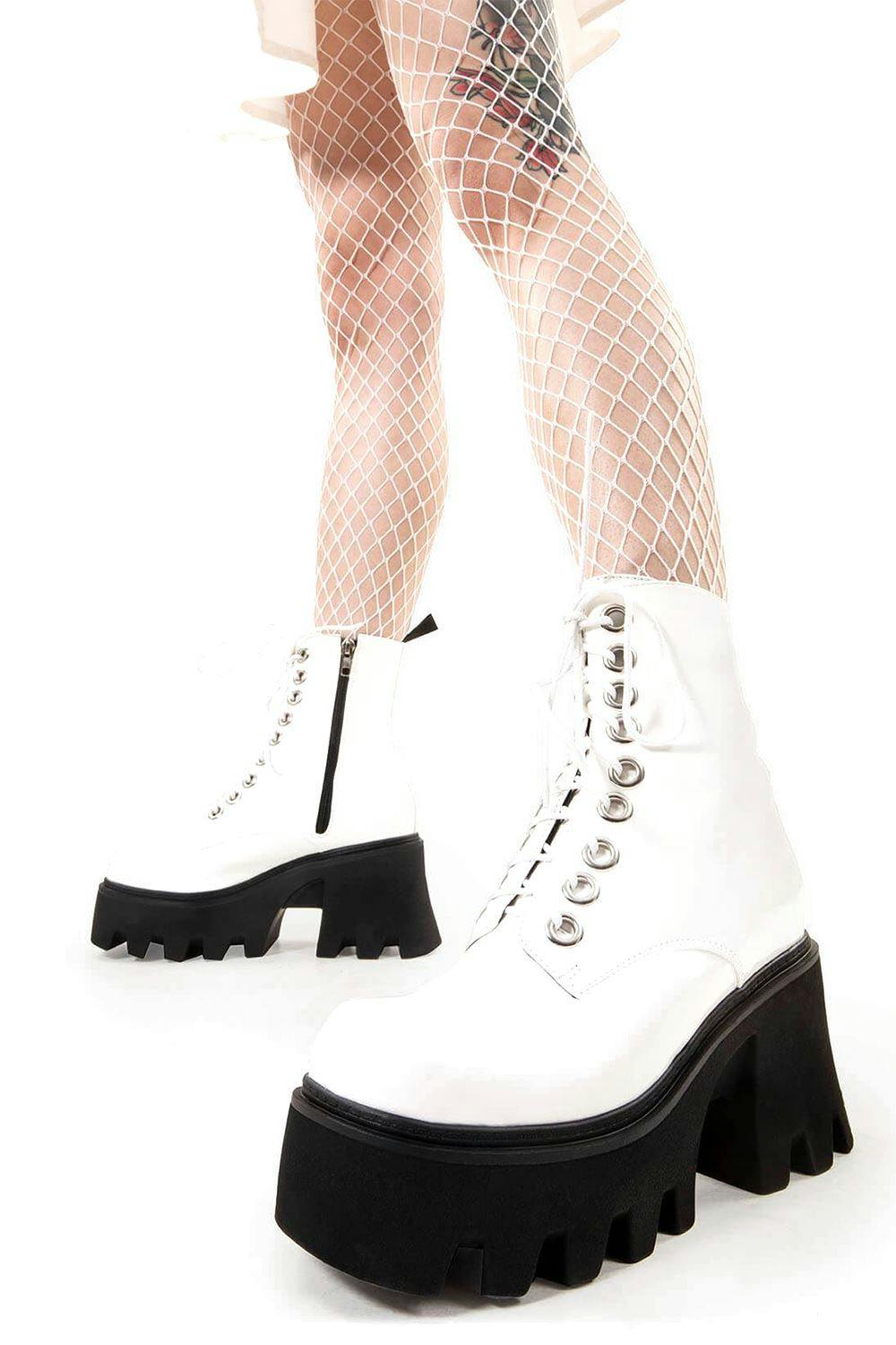 Lamoda Women's White Run To You Patent Chunky Platform Ankle Boots Uk8 - Gothic Festival - Uk8